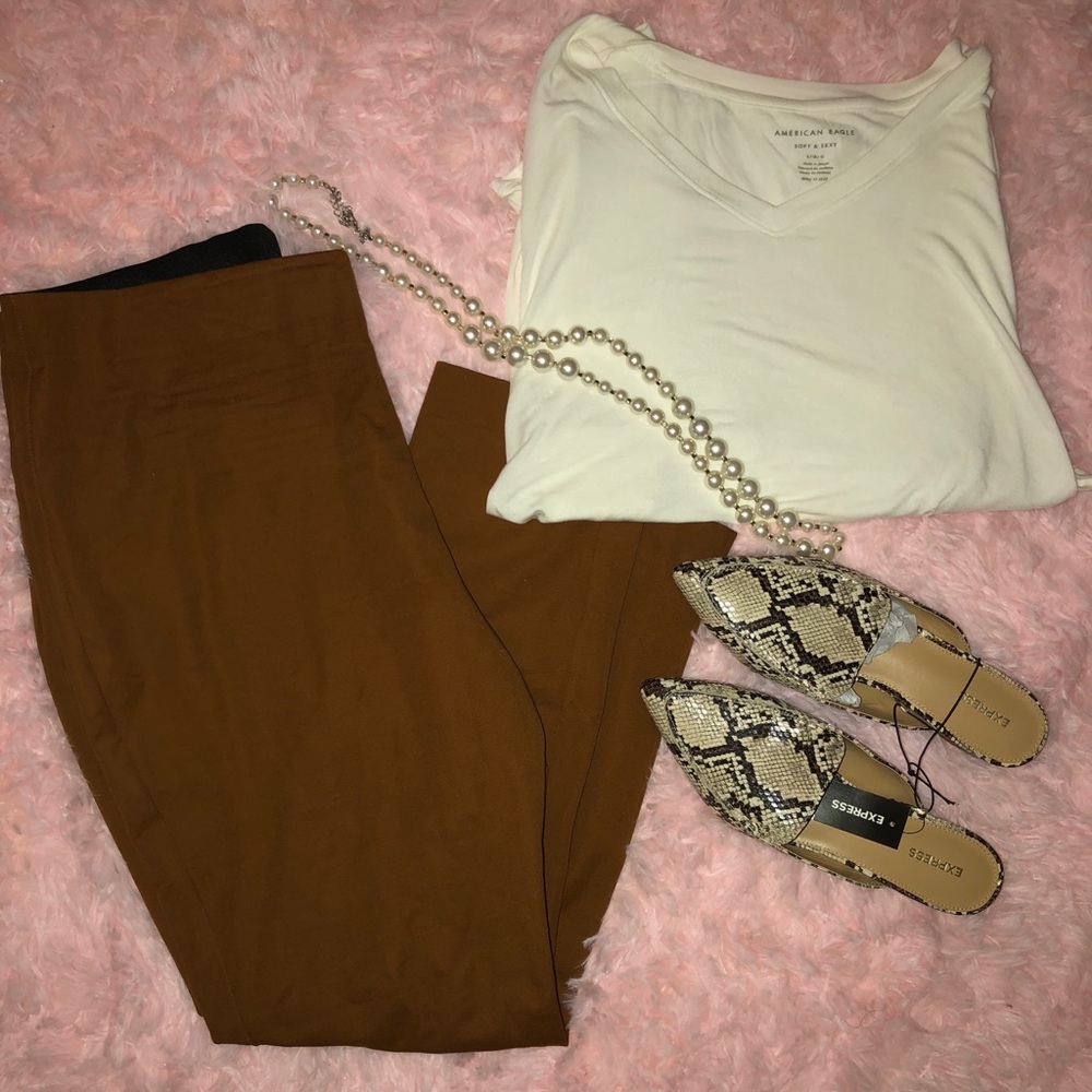 Chino pants